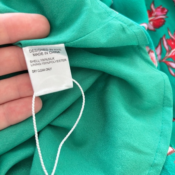 Yumi Kim Vienna Silk Floral Dress in Dandelion Emerald Green 4 - Picture 12 of 13